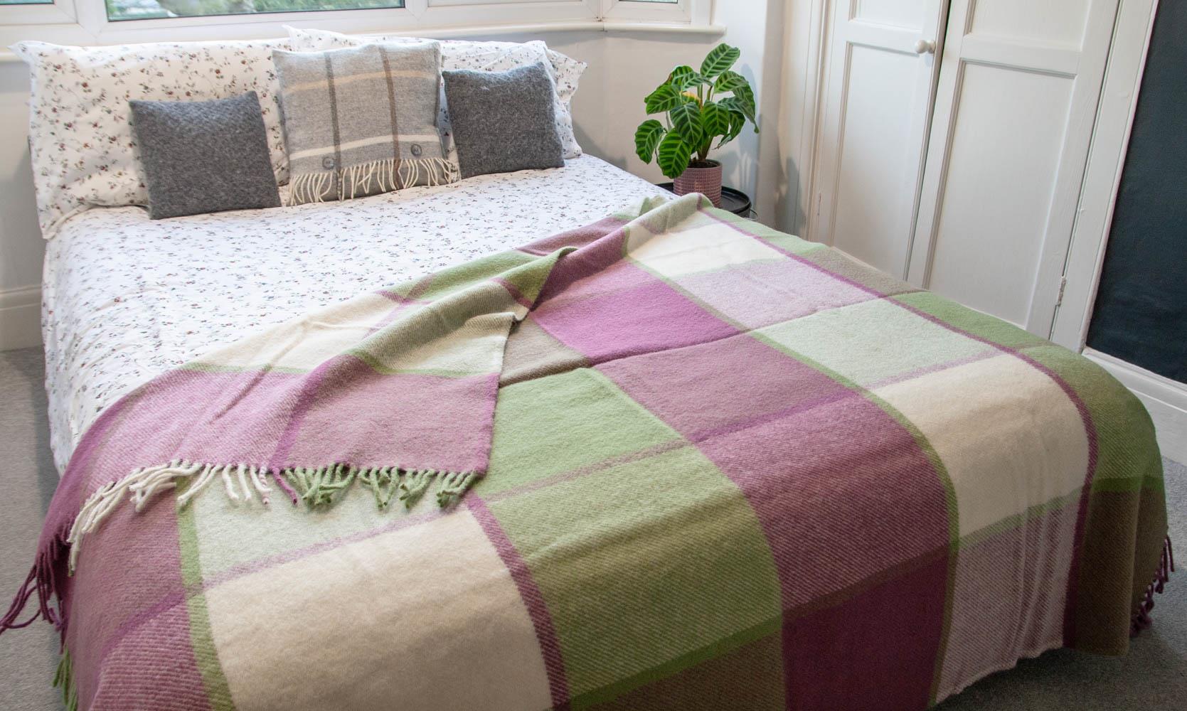 Block Check Pure New Wool Throw - Apple/Raspberry - Image 3