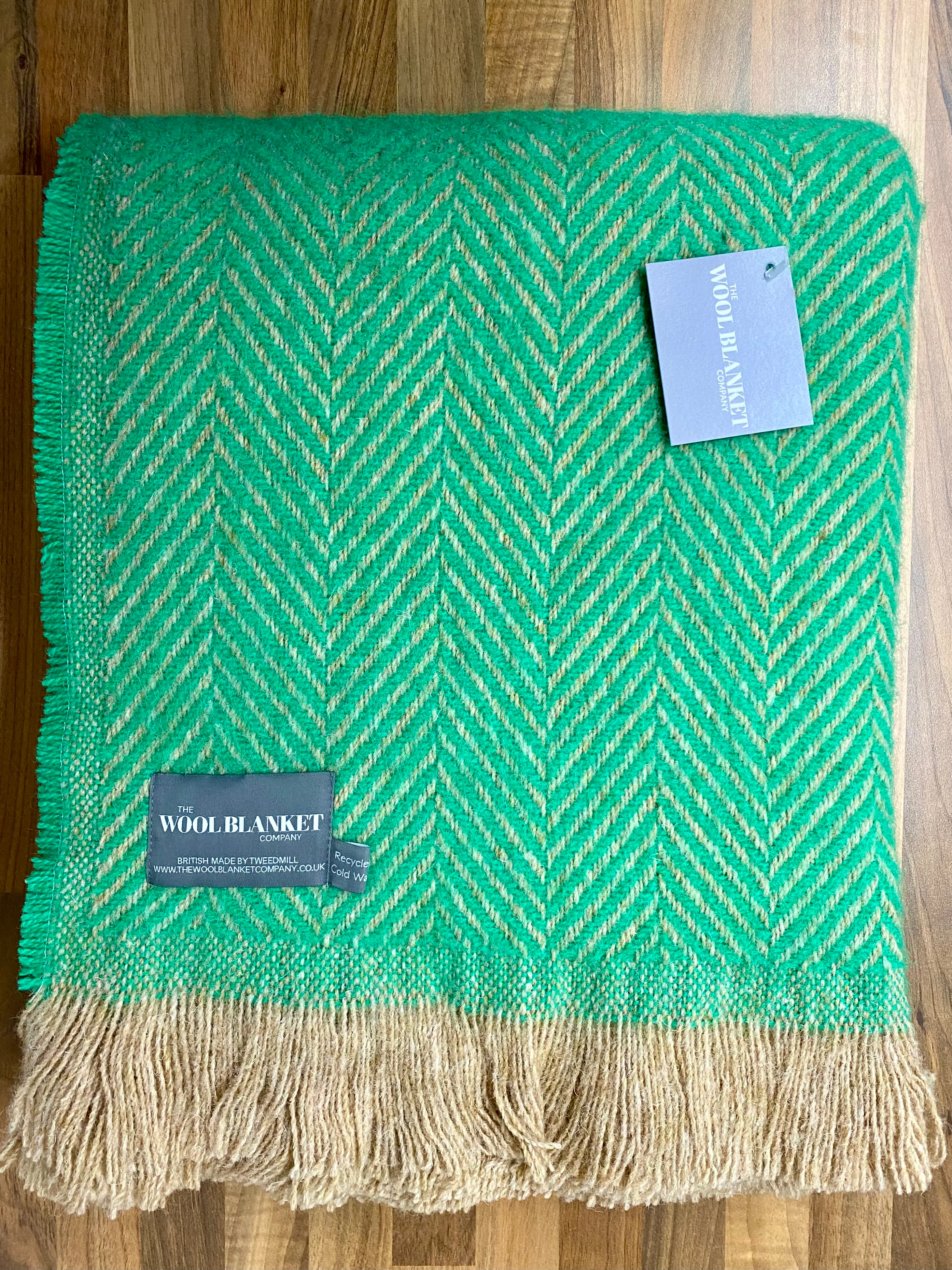Chevron Recycled Wool Throw - Assorted Colours - Image 10
