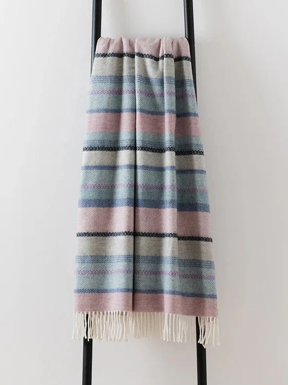 Croftmore Merino Lambswool Throws - Image 7