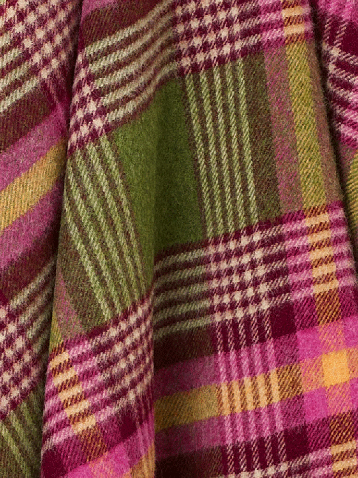 Dorset Shetland Pure New Wool Throw - Apple - Image 5