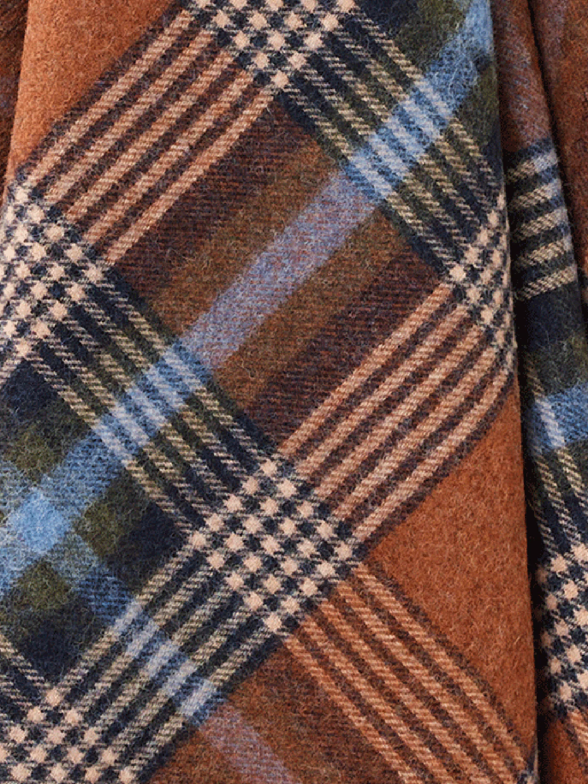 Dorset Shetland Pure New Wool Throw - Rust - Image 3