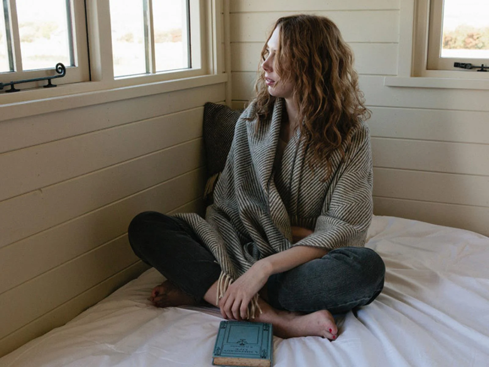 Herringbone 100% British Wool Throw - Marsh Grey - Image 3