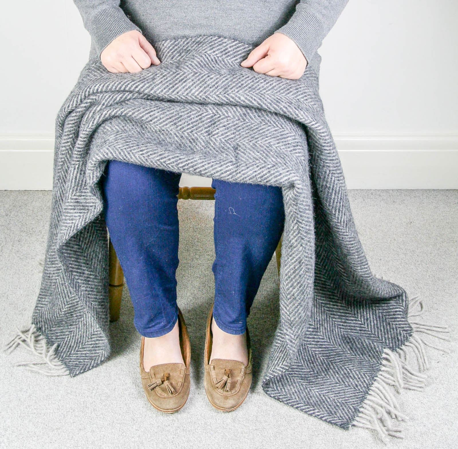 Herringbone Pure New Wool Throw - Charcoal/Silver - Image 6