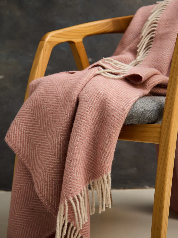 Herringbone Pure New Wool Throw - Dusky Pink/Pearl - Image 4