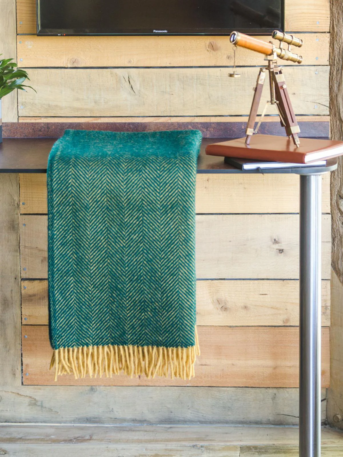 Herringbone Pure New Wool Throw - Emerald/Mustard - Image 4