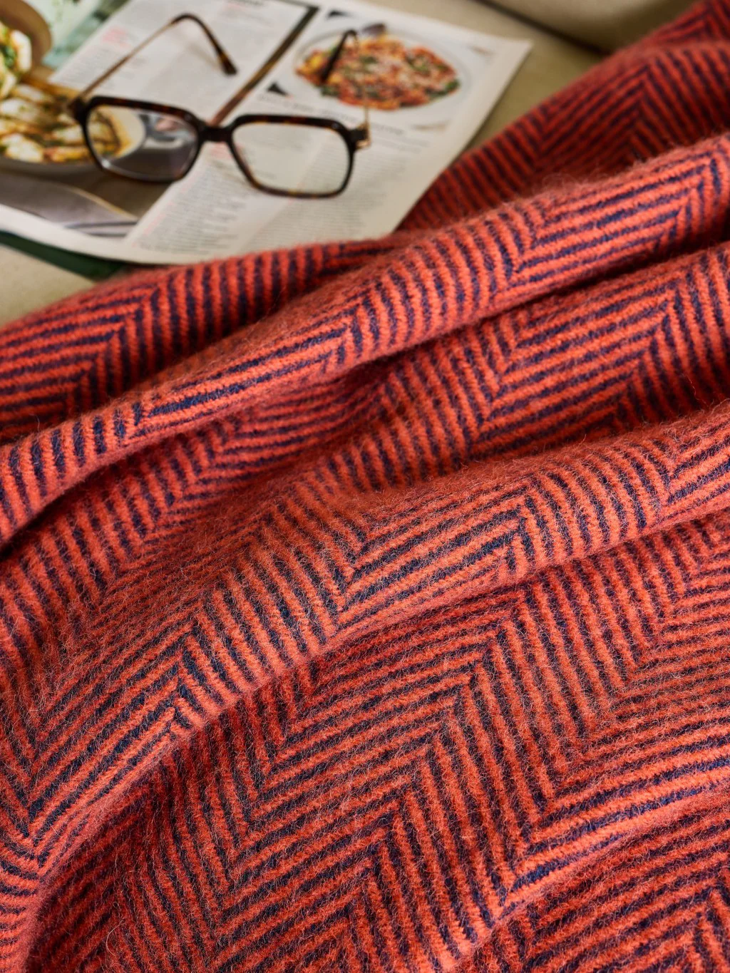 Herringbone Pure New Wool Throw - Navy/Flamingo - Image 3