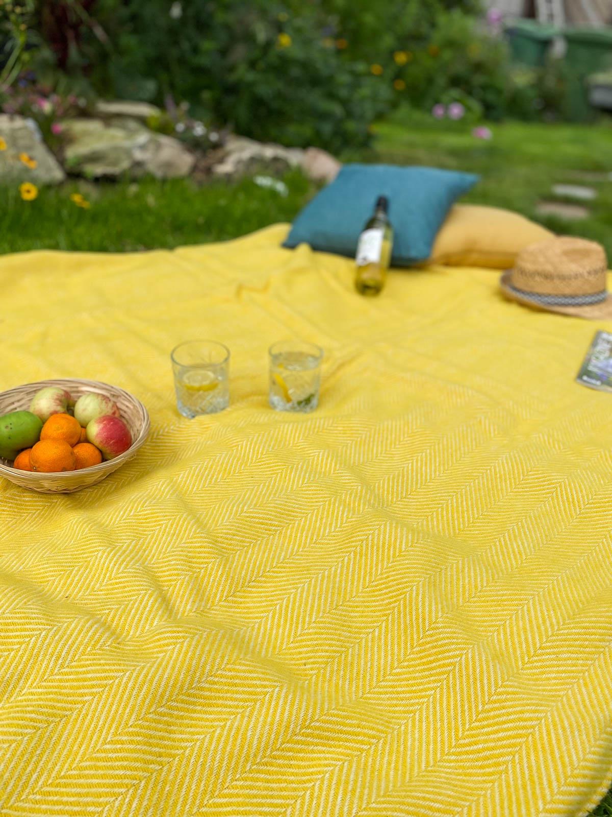 Herringbone Waterproof Eventer Picnic Blanket - Dandelion - Image 8