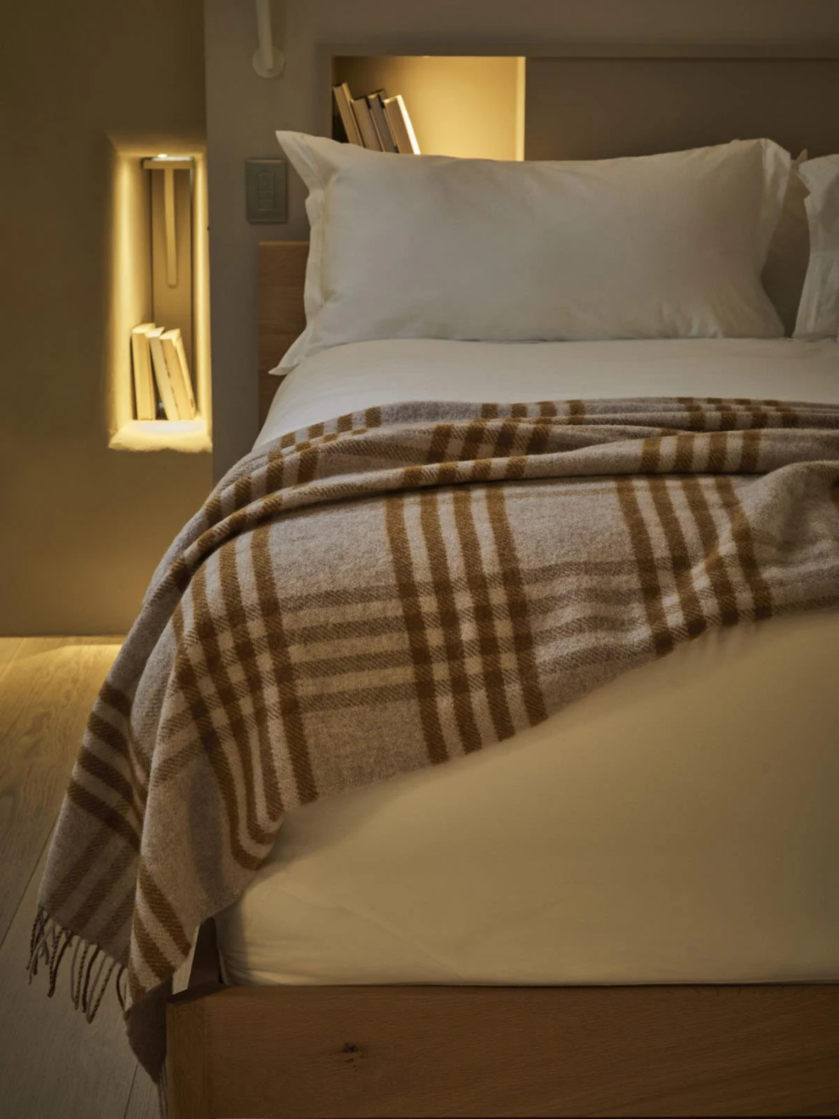 Hex XL Pure New Wool Throw - English Mustard - Image 5