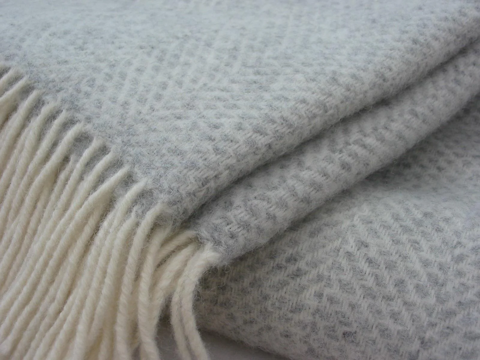Honeycomb Pure New Wool Throw - Grey - Image 4
