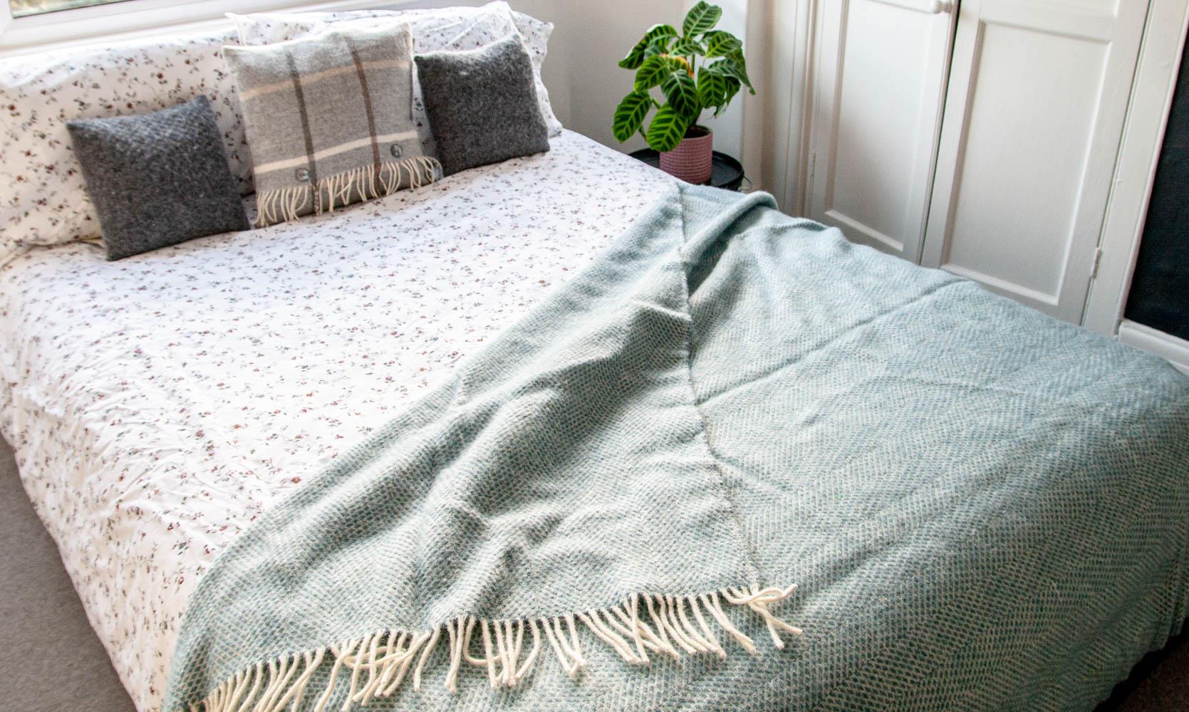Honeycomb Pure New Wool Throw - Petrol Blue - Image 3