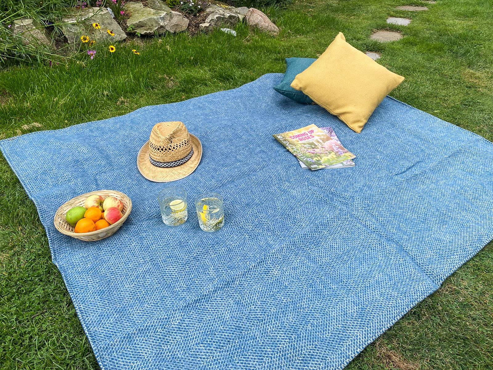 Honeycomb Waterproof Eventer Picnic Blanket - Ink Blue - Image 7