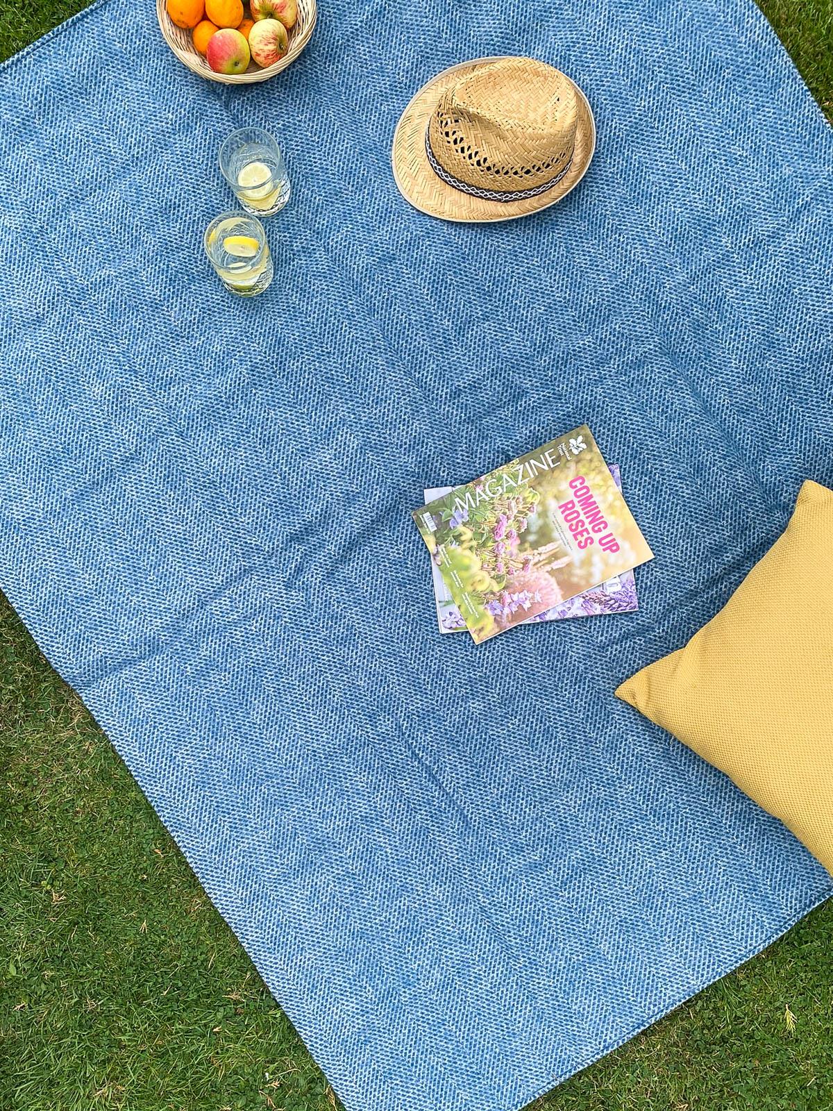 Honeycomb Waterproof Eventer Picnic Blanket - Ink Blue - Image 9