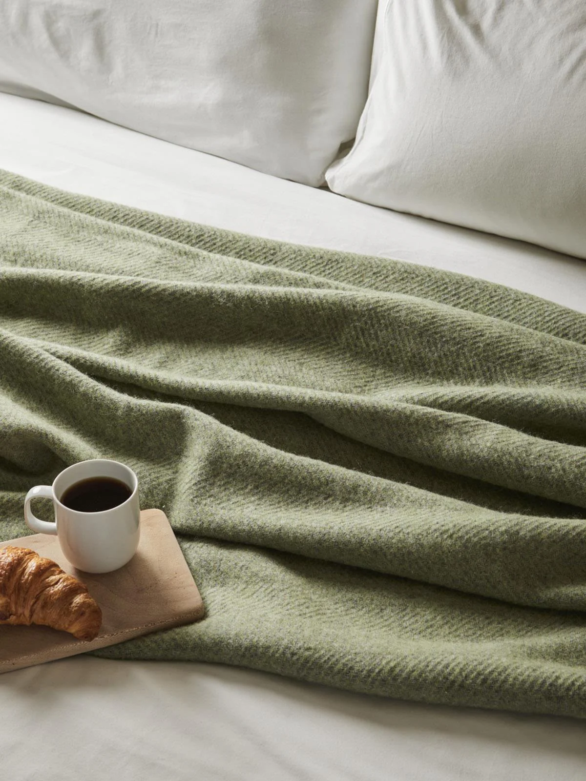 Honeycomb XL Pure New Wool Throw - Fern/Grey - Image 3