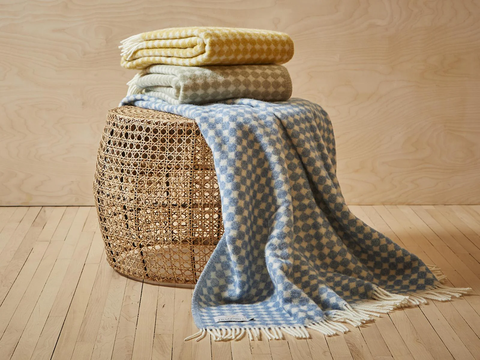 Jacquard Spot Pure New Wool Throw - Oil Yellow - Image 4