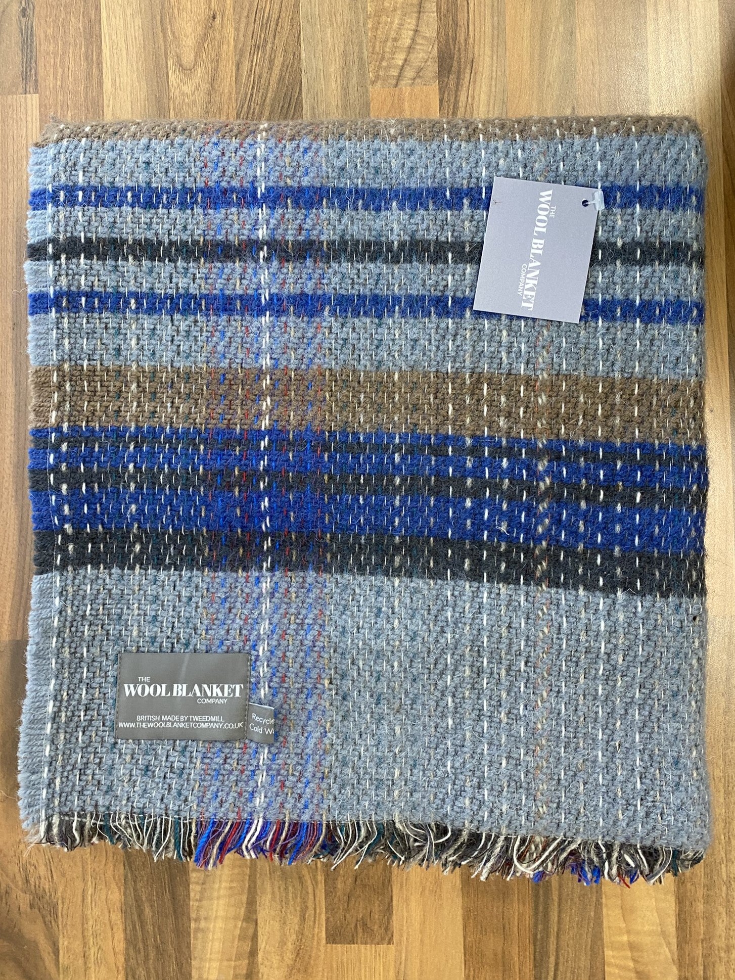 Large Checked Random Recycled Wool Blanket - Image 15