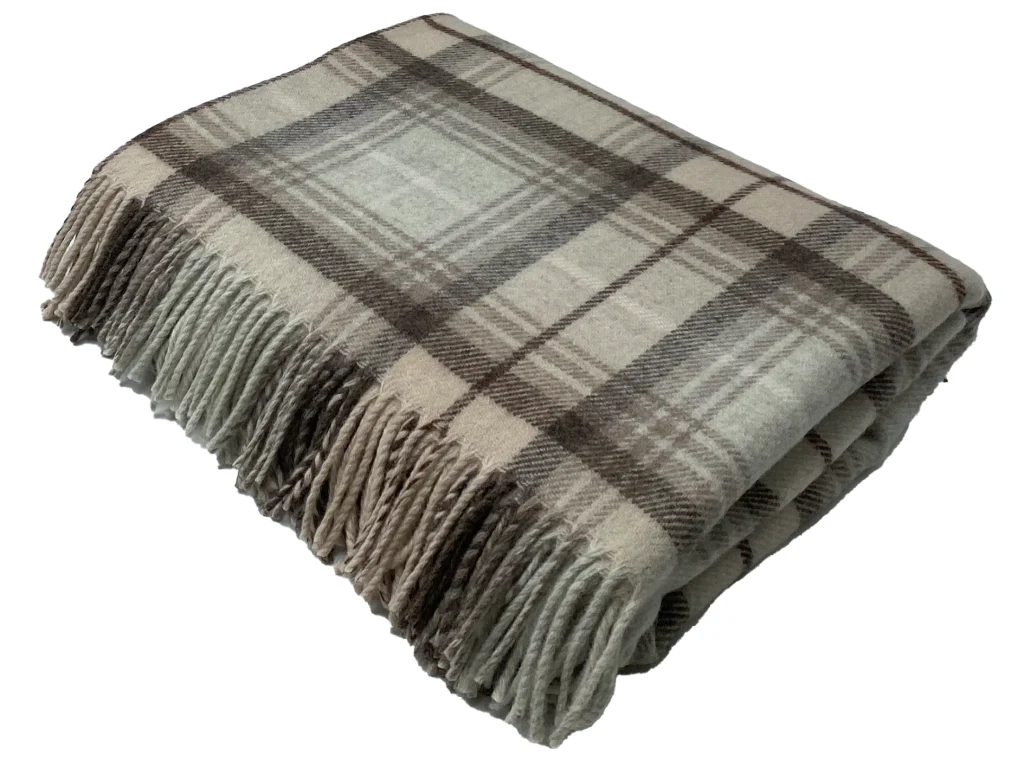 Lindores Merino Lambswool Throws - Image 9