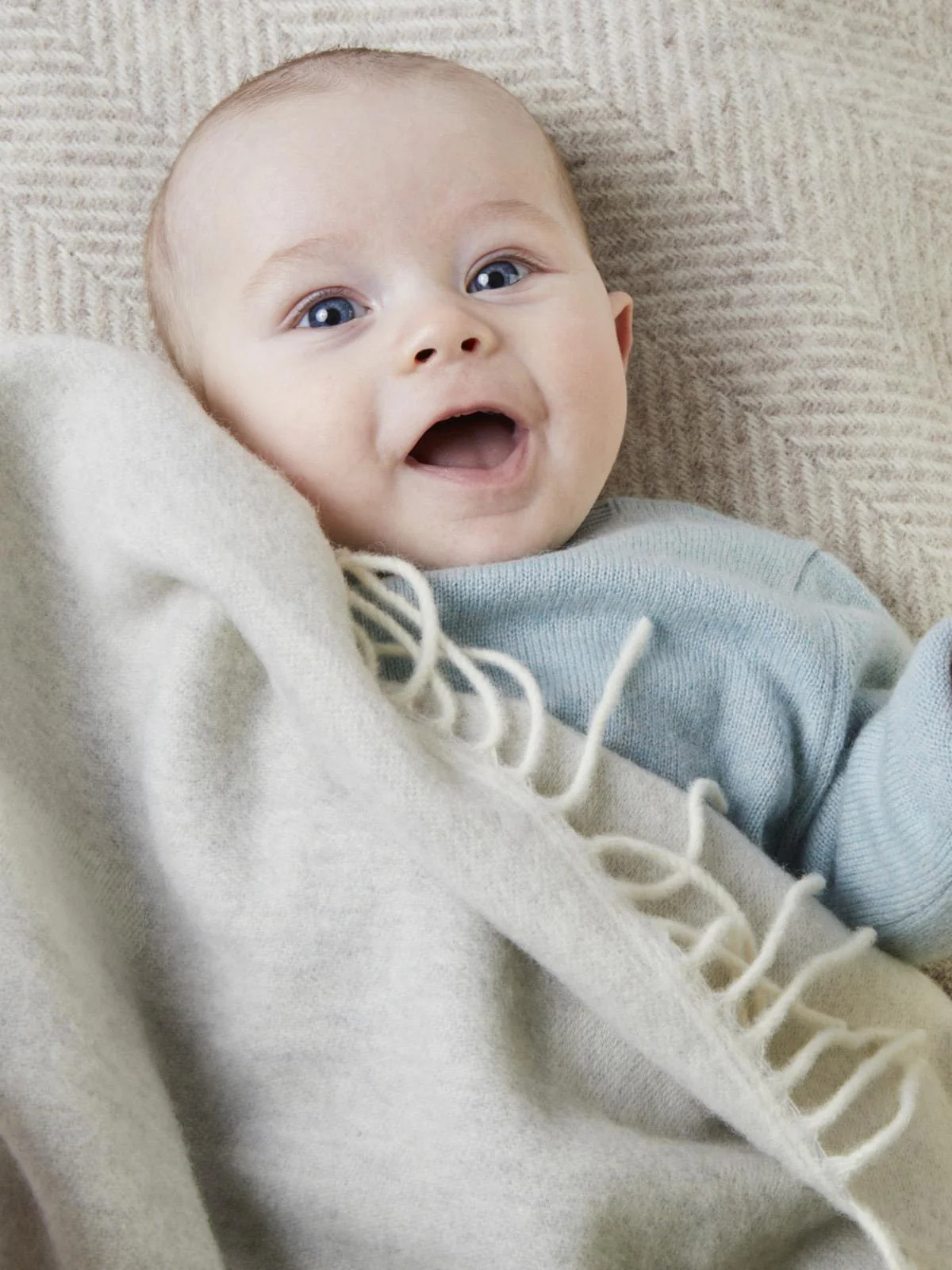Merino Baby Blanket Cloud - Image 3