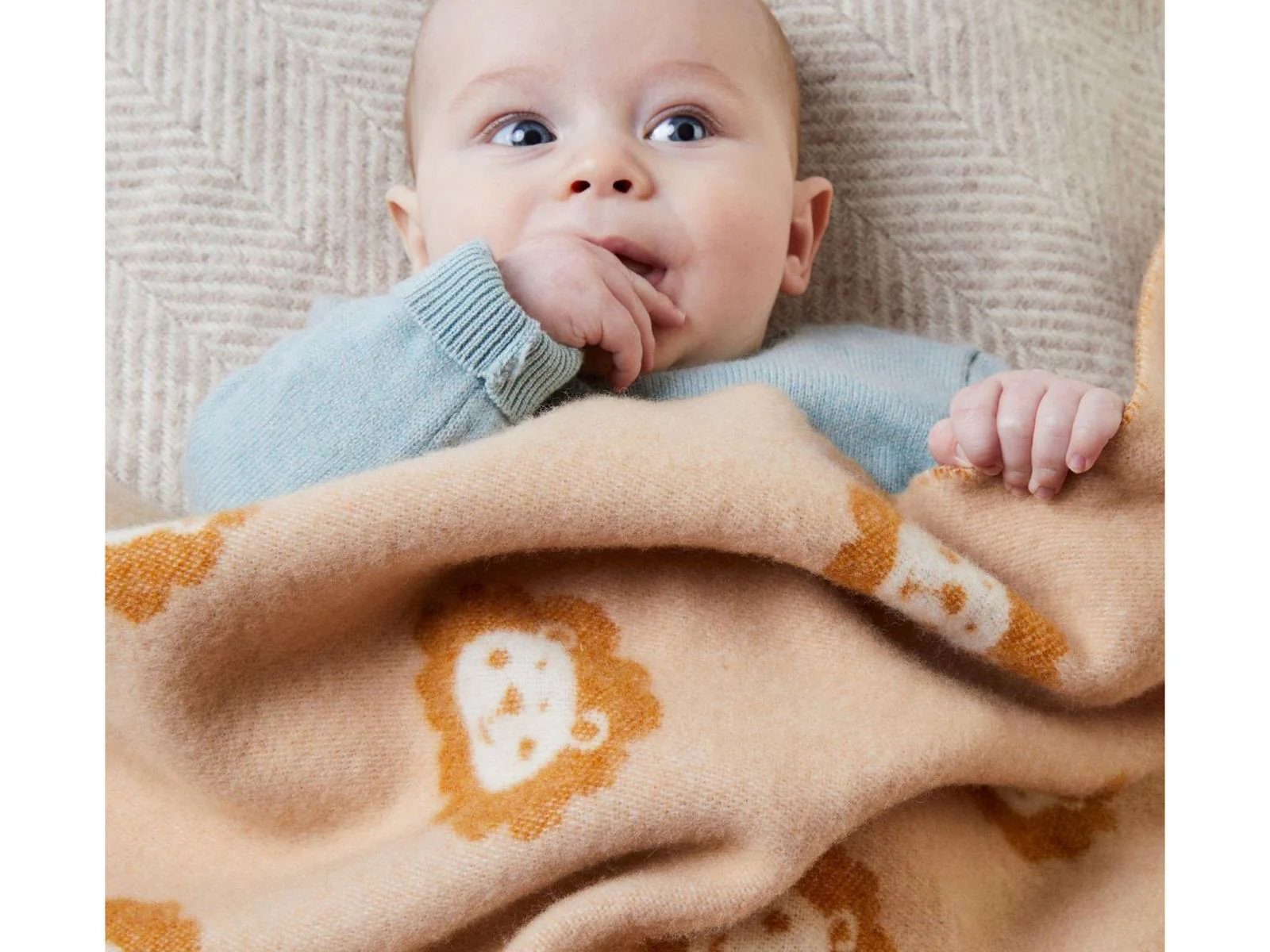 Merino Baby Blanket Lion - Image 3