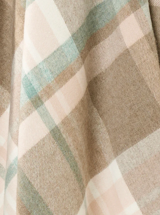 Portree Check Merino Lambswool Throw - Natural/Rose - Image 4