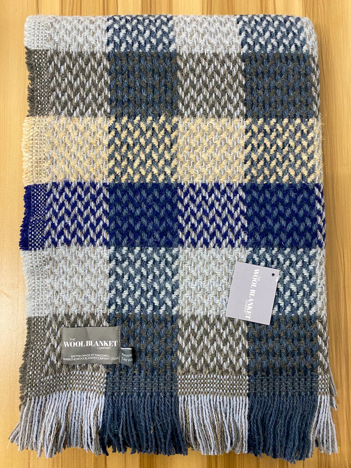Random Check Celtic Weave Recycled Wool Throw - Image 8
