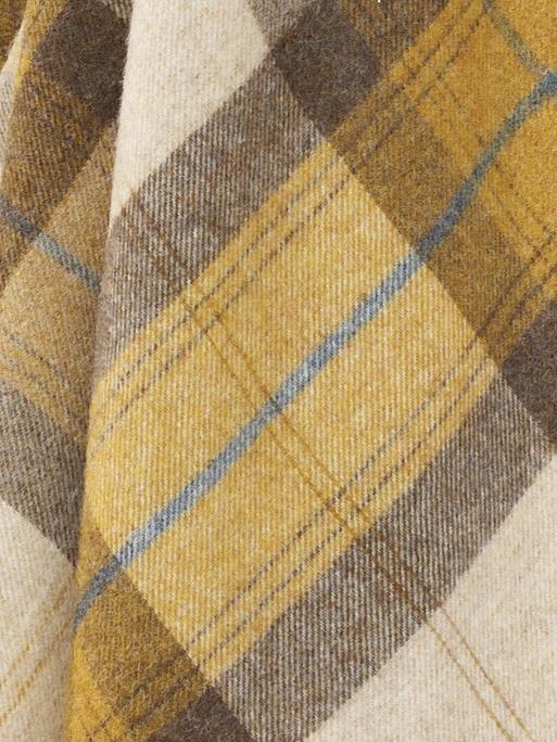 Skye Shetland Pure New Wool Throw - Gold - Image 4