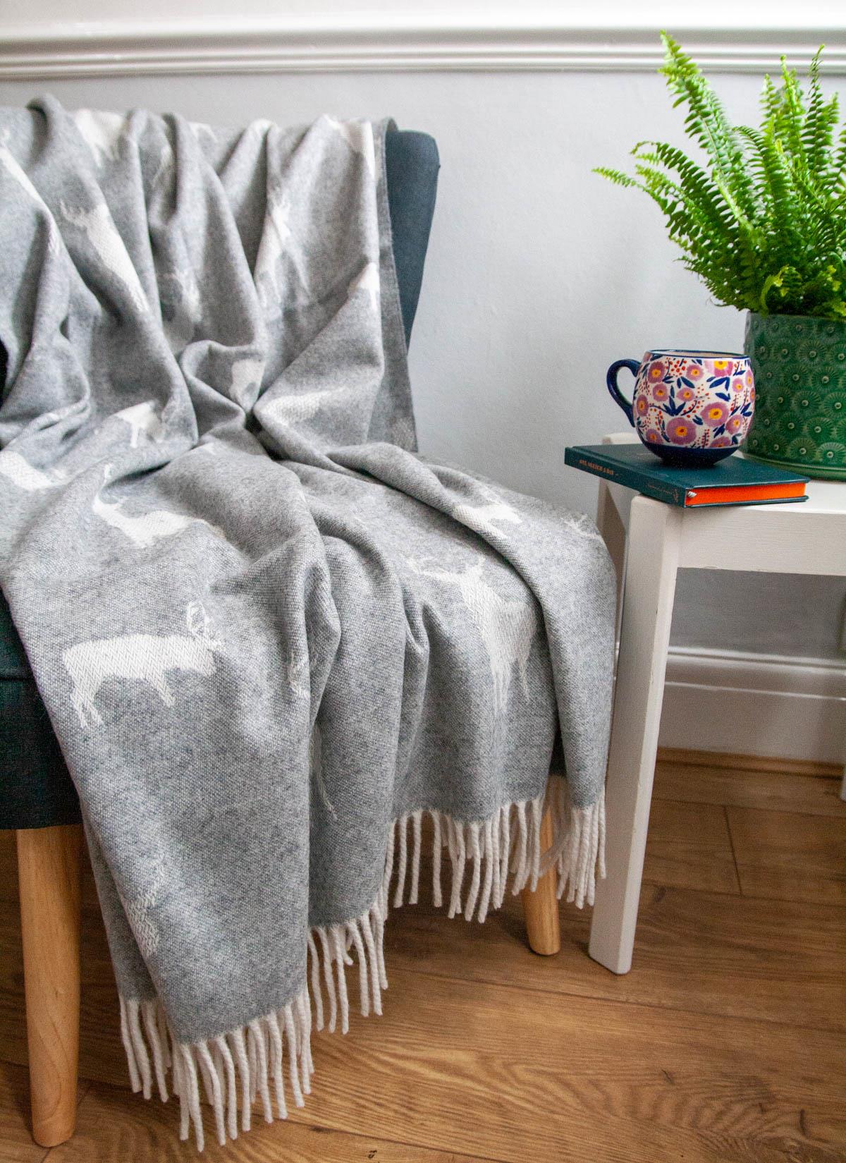 Stag Merino Lambswool Throw - Grey - Image 6