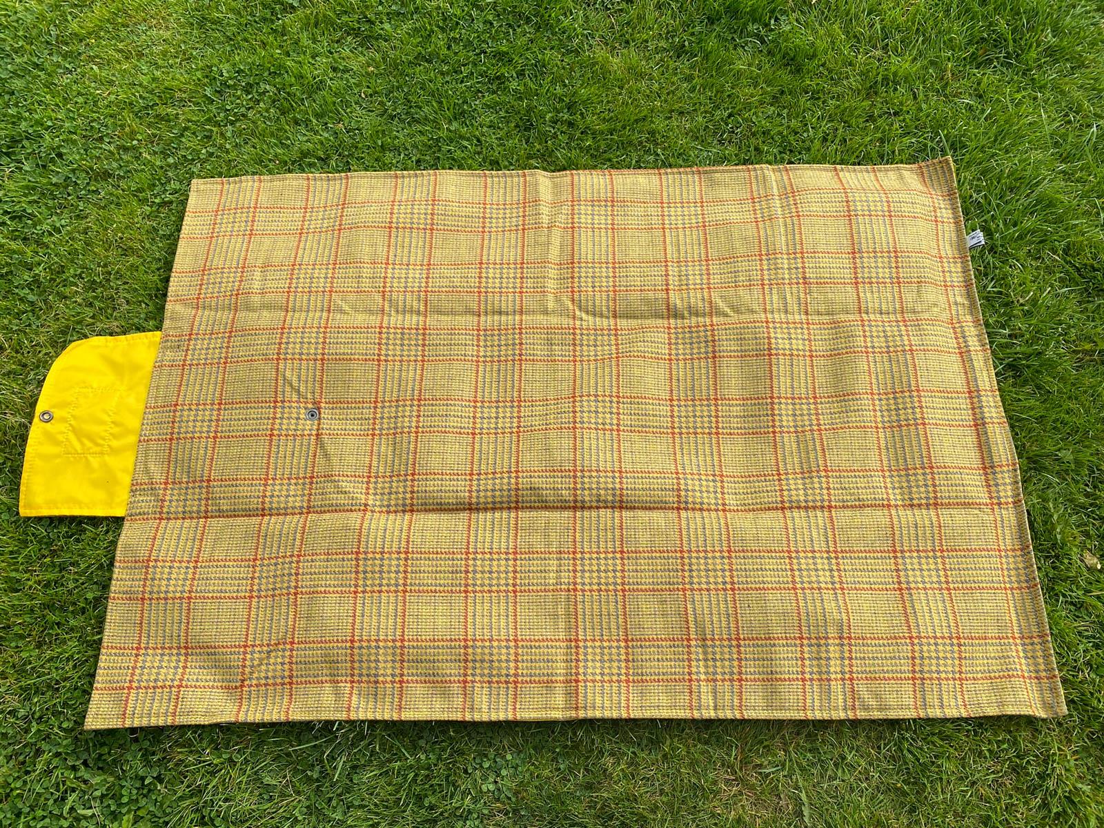 Summer's Day Tweed Wool Dog Mat - Image 6
