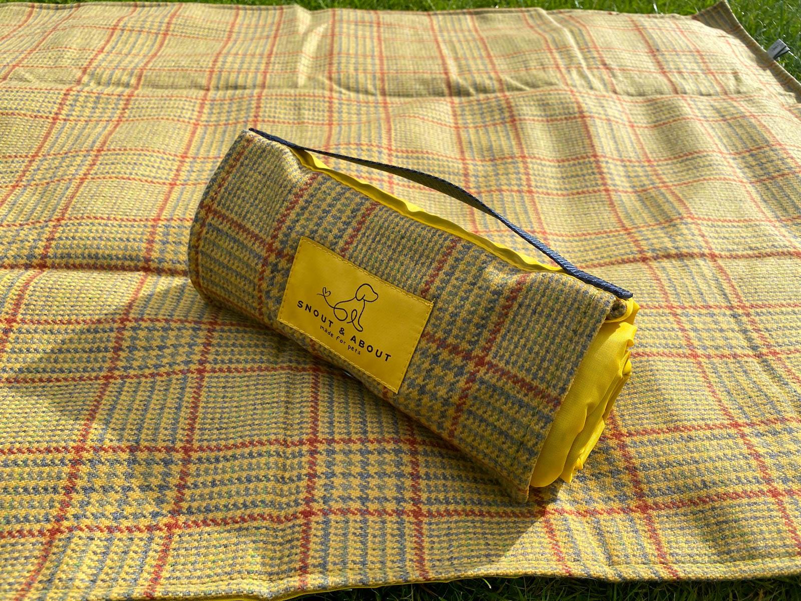 Summer's Day Tweed Wool Dog Mat - Image 7