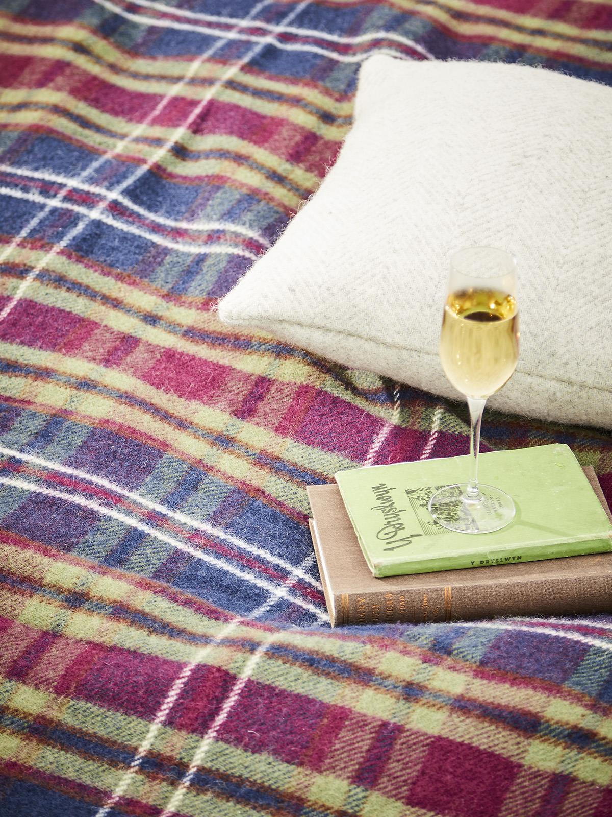 Tartan Pure New Wool Blanket - Morello - Image 2