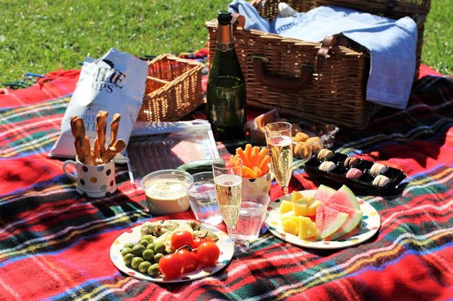Tartan Waterproof Eventer Picnic Blanket - Royal Stewart - Image 3